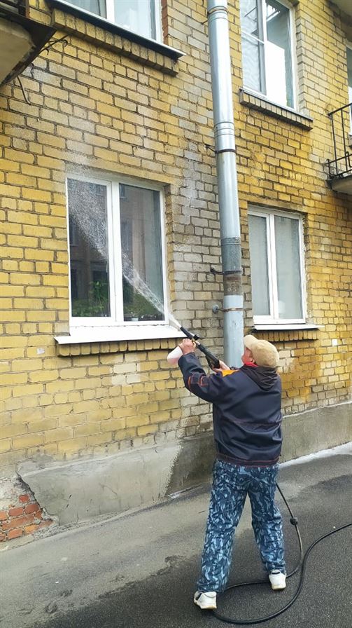 Мытье фасада по адресу ул. Тамбовская д. 40