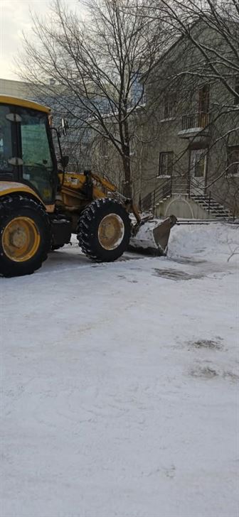 Уборка территории от снега и наледи по адресу ул. Касимовская д. 8 