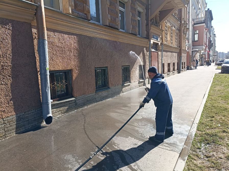Мытье фасада по адресу ул. Тамбовская д. 4, 6, 8
