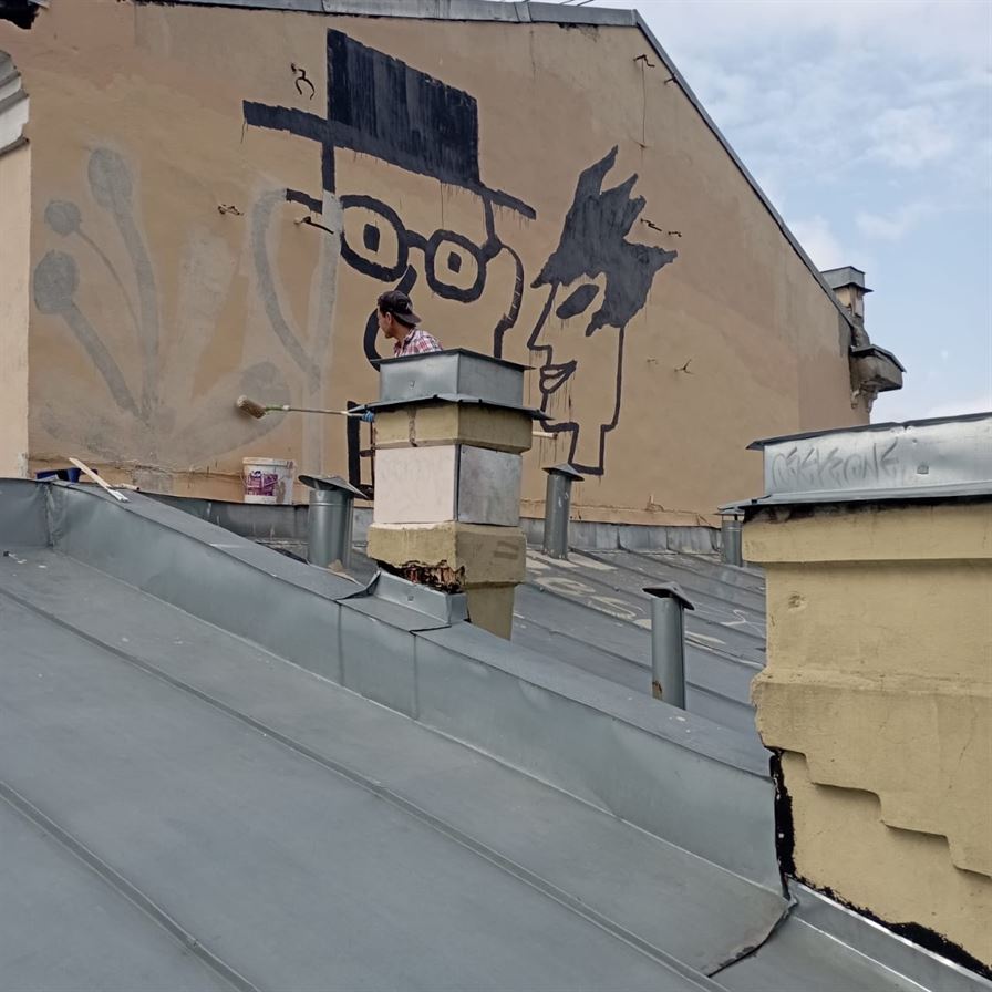 Окраска граффити по адресу ул. Боровая д. 42 лит. Б