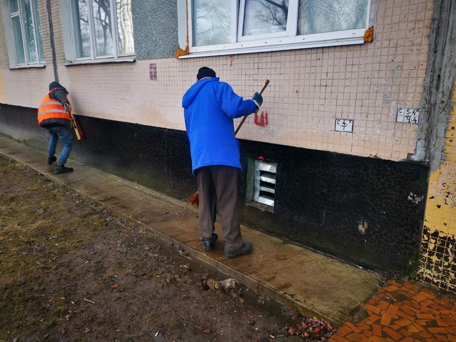 Мытье фасада и подходов по адресу ул. Белградская д. 6 к. 2