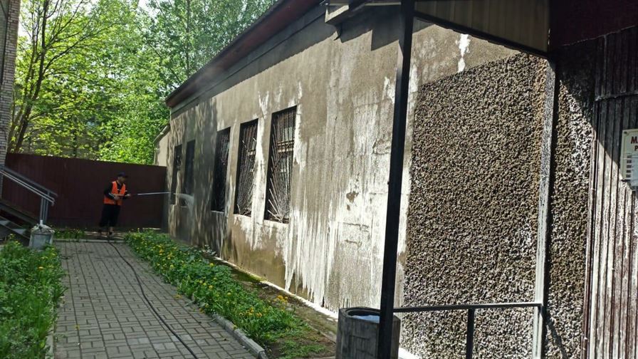 Мытье фасада по адресу ул. Будапештская д. 49 